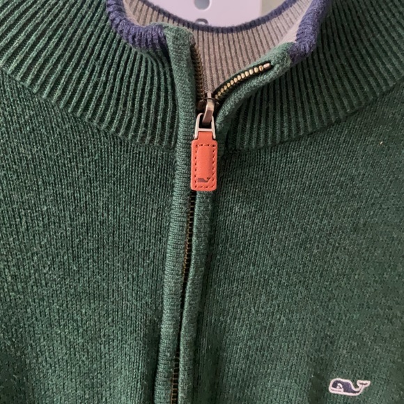 Vineyard Vines 1/4 zip sweater. - Picture 5 of 6